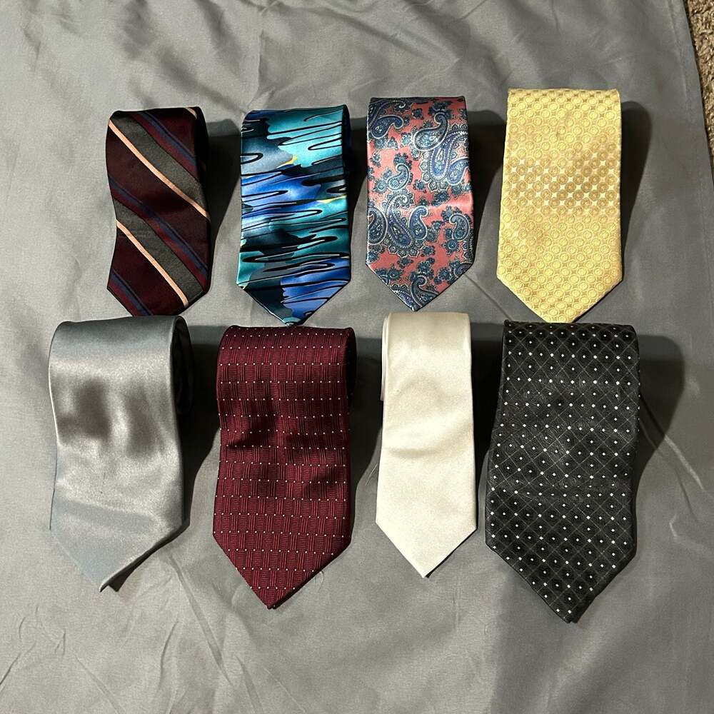Lot of 8 Assorted Silk Mens Neckties